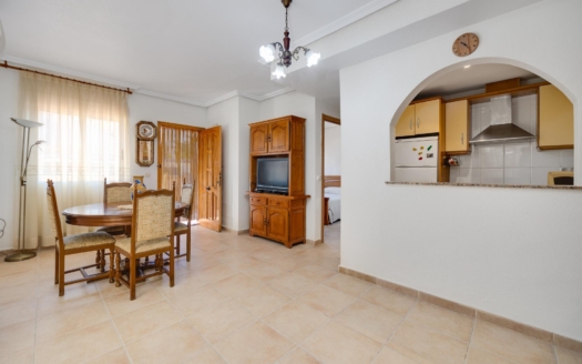 Town House in Torrevieja – EE12503