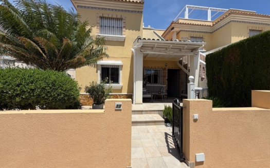 Dom w Orihuela Costa – EE12954