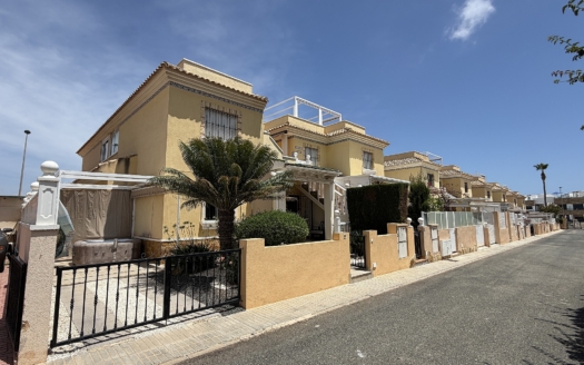 Apartment in Orihuela Costa – EE12593