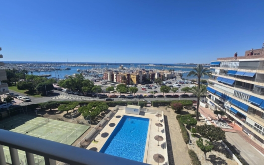 Apartamento en Torrevieja – EE12555