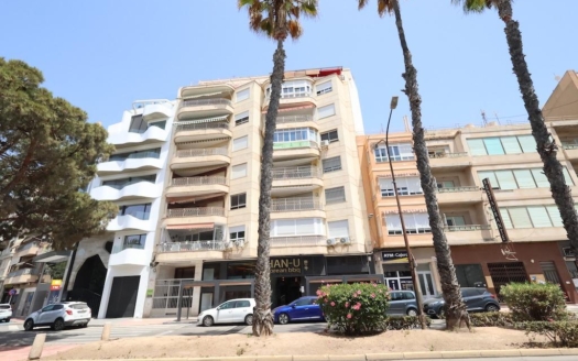 Leilighet i Torrevieja – EE9715