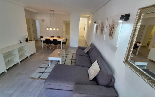 Apartment in Torrevieja – EE12993