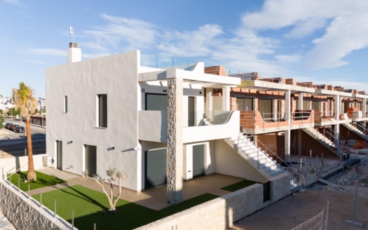 Bungalow w Pilar de La Horadada – EE7311