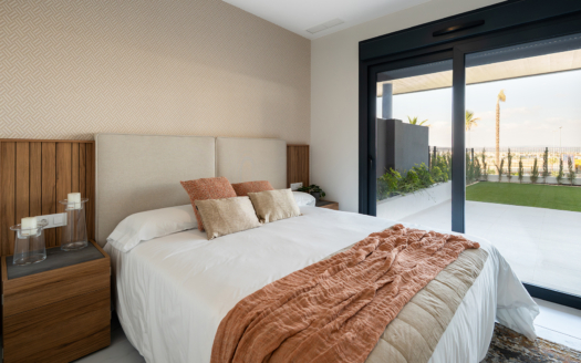 Bungalow en Torrevieja (Alicante) – EE12662