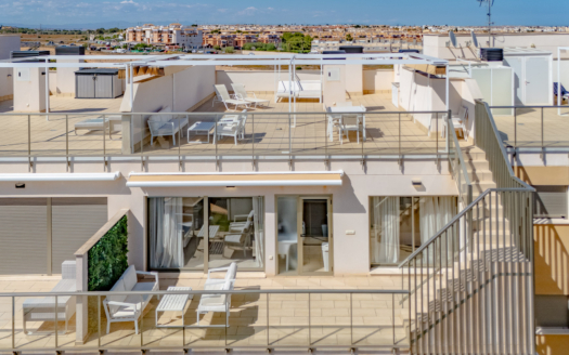 Penthouse in Villamartin, Orihuela Costa – EE11789