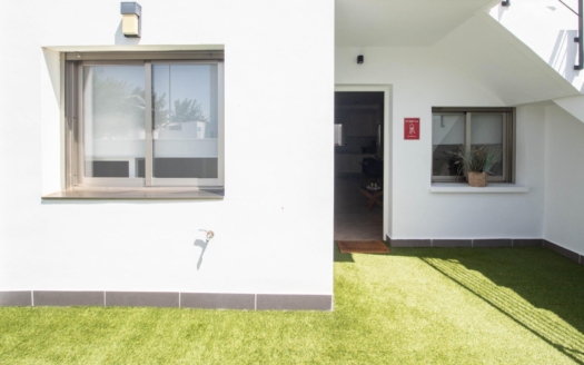 Bungalow in Pilar de la Horadada – EE13054