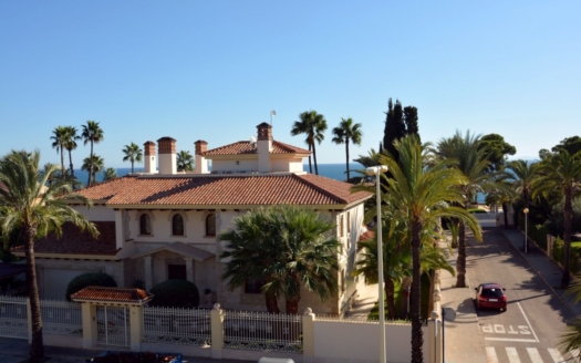 Villa à Orihuela Costa – EE9673