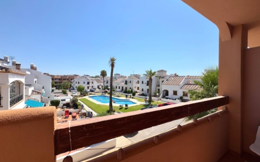 Apartment in Orihuela Costa – EE13168