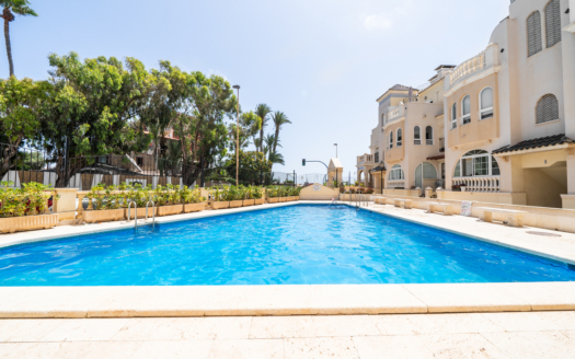 Apartment in Torrevieja – EE13084