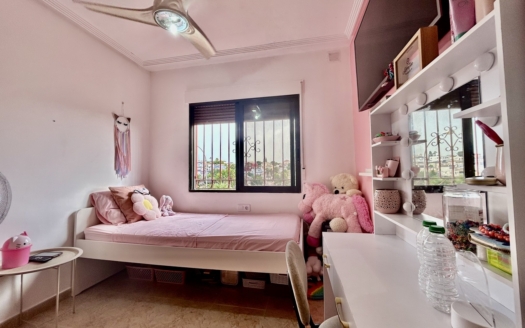 Villa in Villamartin – EE13173