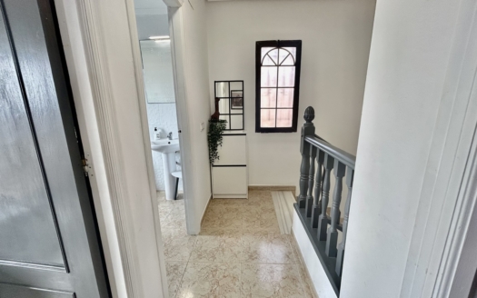 Villa in Villamartin – EE13173