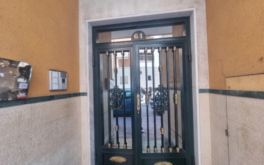 Leilighet i Torrevieja – EE13103