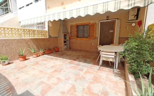 Dom w Torrevieja – EE13231