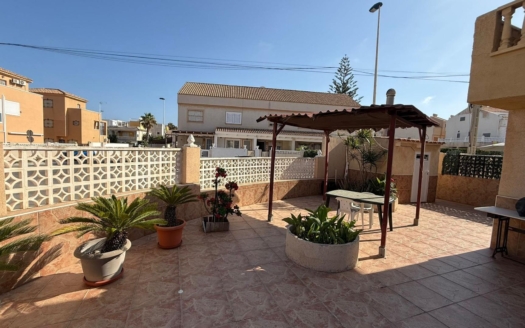 Tomannsbolig i Torrevieja – EE13129