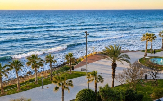 Apartment in Torrevieja – EE13248