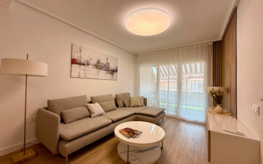 Penthouse in Torrevieja – EE13080