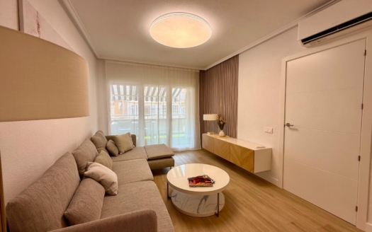Penthouse in Torrevieja – EE13080
