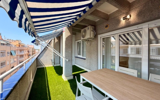 Penthouse in Torrevieja – EE13080