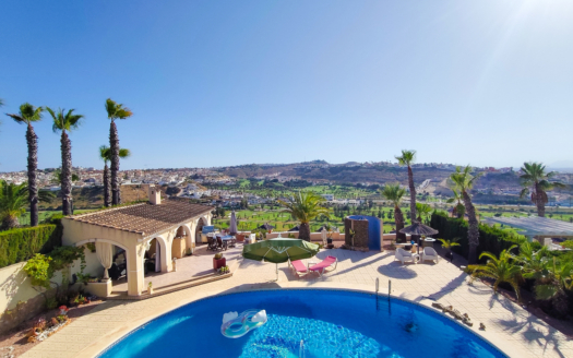 Villa i Ciudad Quesada – EE13160