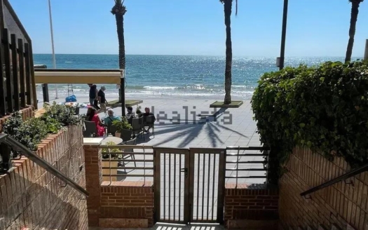 Apartment in Torrevieja – EE13350