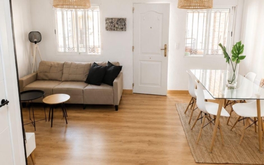 Town House in Orihuela Costa – EE13085