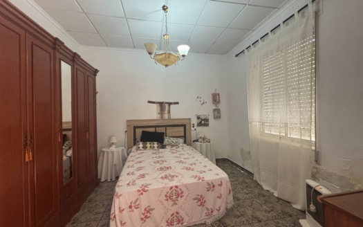 Town House in Guardamar del Segura – EE13336