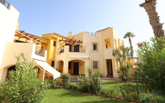 Bungalow w Torrevieja – EE13217