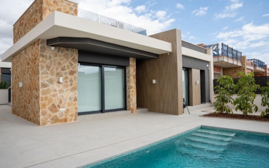 Villa in Ciudad Quesada – EE13280