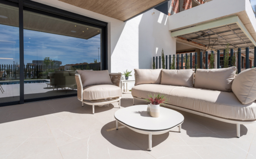 Apartment in ﻿Torrevieja (Alicante) – EE13254