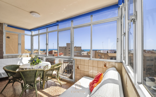 Sea views apartment in La Mata – EE12038