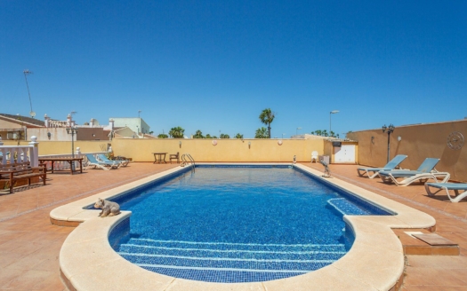 Villa in Los Balcones – EE10443