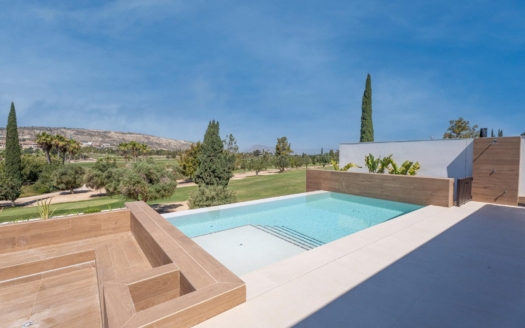 Golf luxury villa in La Finca Golf – EE13351