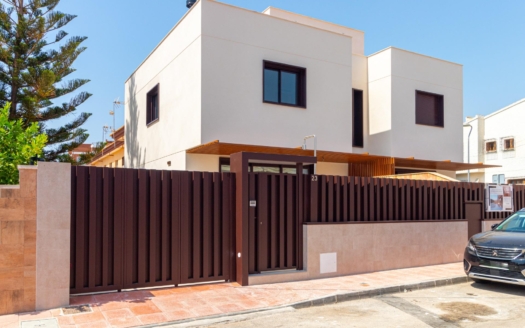 Villa i Santiago de la ribera – EE13418