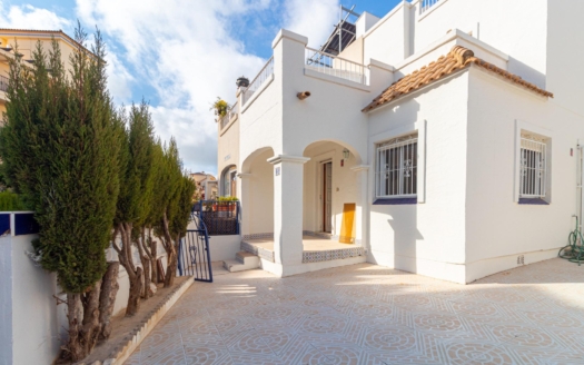Rekkehus i Orihuela Costa – EE13419