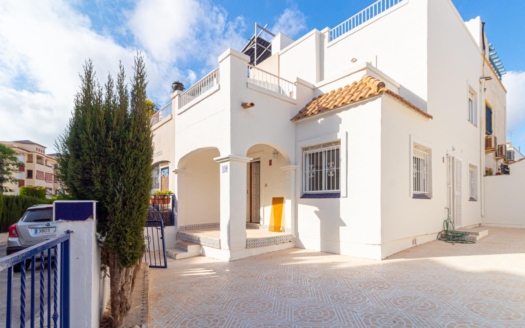 Rekkehus i Orihuela Costa – EE13419