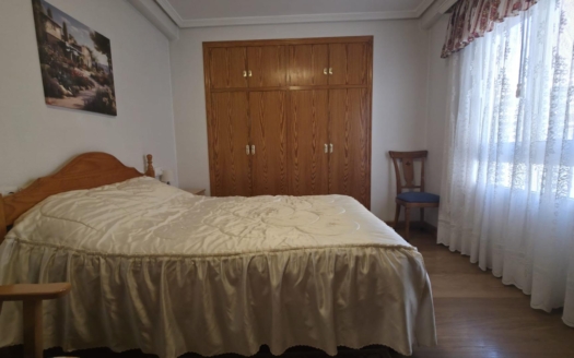 Leilighet i Torrevieja – EE13391