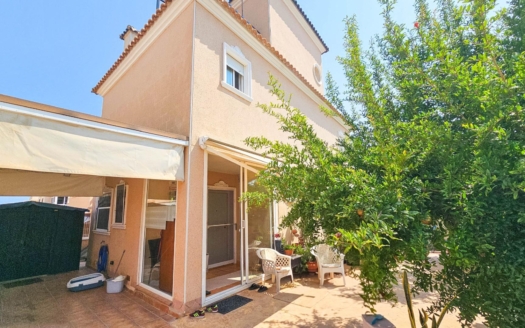 Villa in Orihuela Costa – EE13360