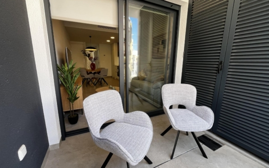 Leilighet i Torrevieja – EE13556