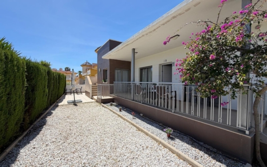 Villa i Ciudad Quesada – EE13380
