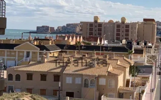 Apartament w Torrevieja – EE13470