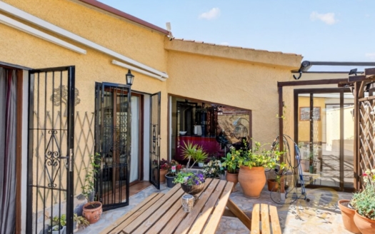 Villa à Torrevieja – EE12261