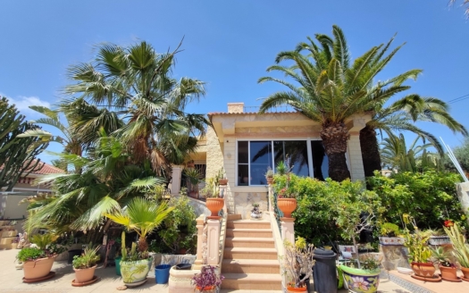Villa à Ciudad Quesada – EE12556