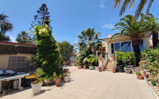 Villa à Ciudad Quesada – EE12556