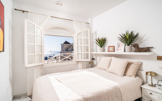 Apartment in Torrevieja – EE13084