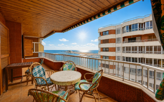 Leilighet i Torrevieja – EE13430