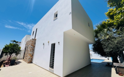 Villa i San Pedro del Pinatar – EE13576