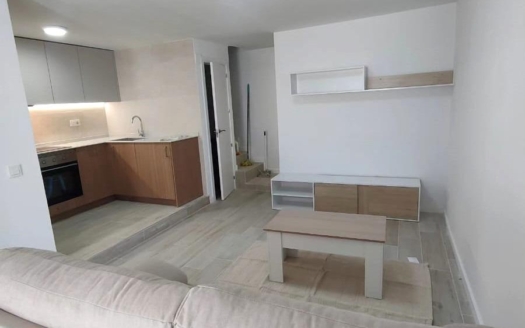 Town House in Torrevieja – EE12519