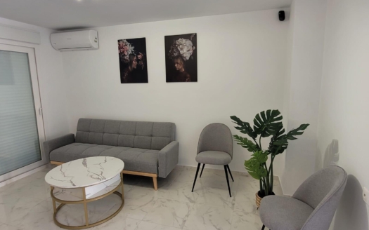Radhus i Torrevieja – EE13367