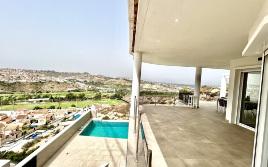 Villa à Ciudad Quesada – EE13334