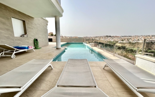 Villa à Ciudad Quesada – EE13334